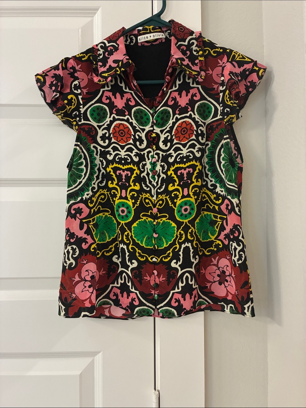 Alice + Olivia Black Pink Green White Yellow print Short-Sleeve Blouse